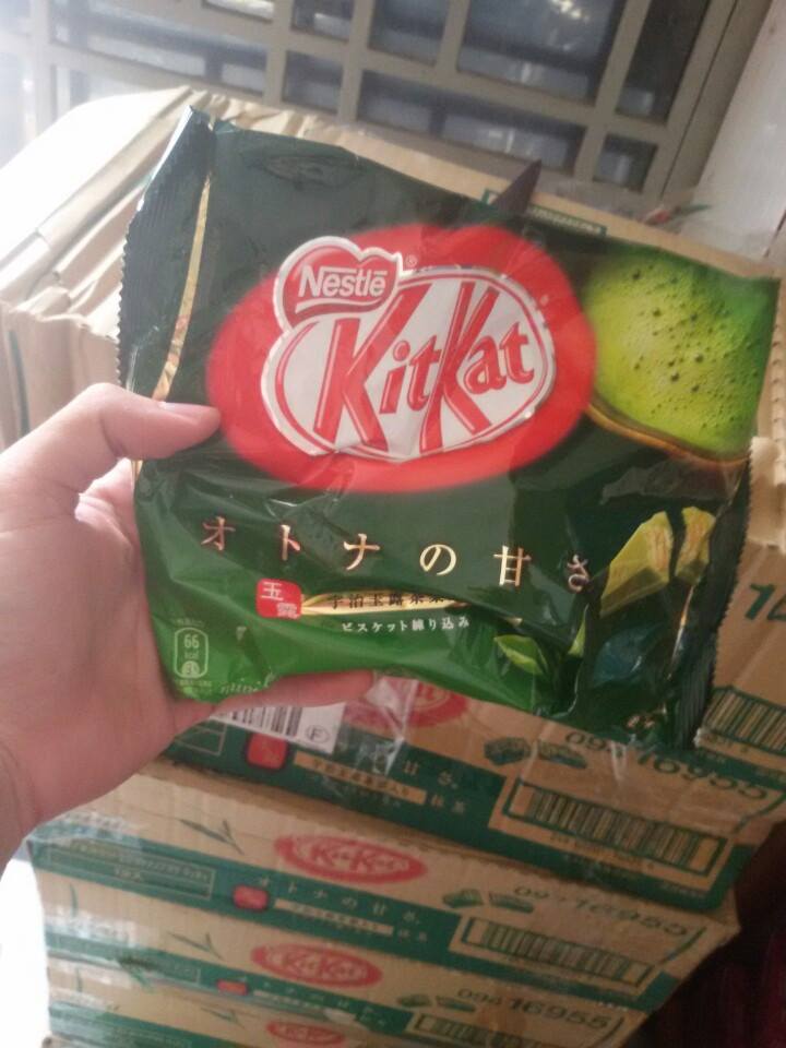 Banh-Kitkat-tra-xanh