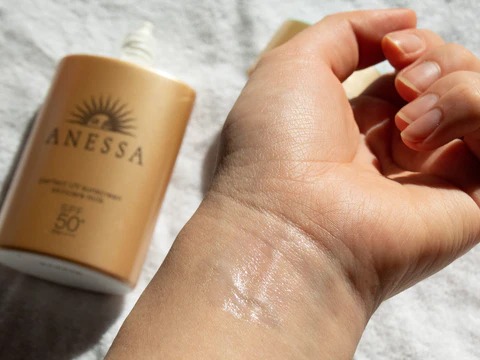 review shiseido anessa perfect uv sunscreen skin care milk 60ml