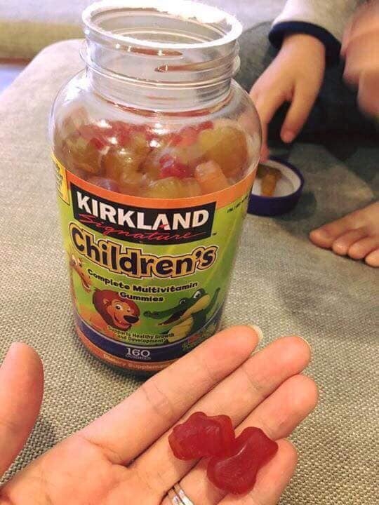 keo deo vitamin cho be gummies kirkland signature childrens complete multivitamin