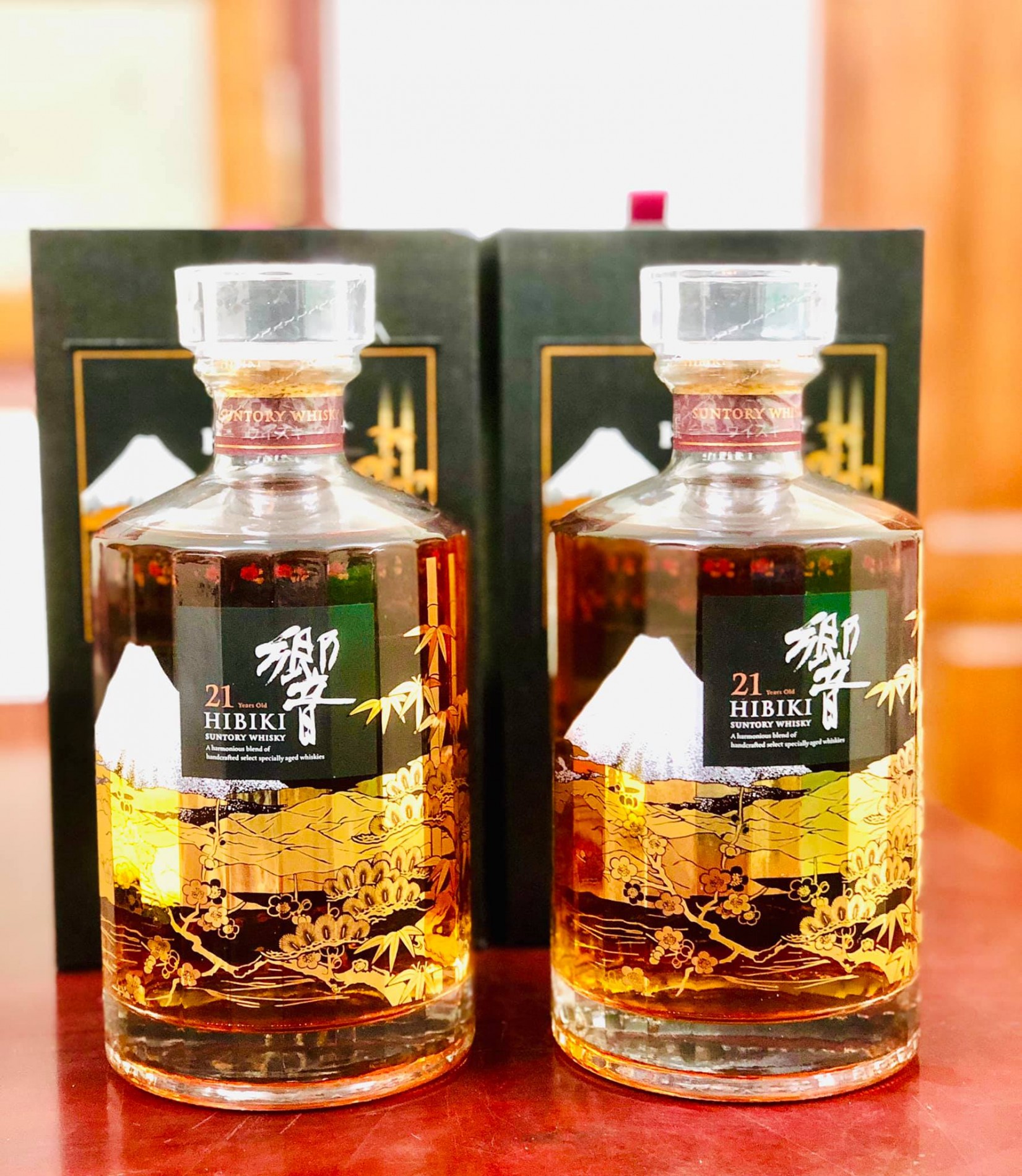 ruou hibiki suntory whisky 21 limited edition