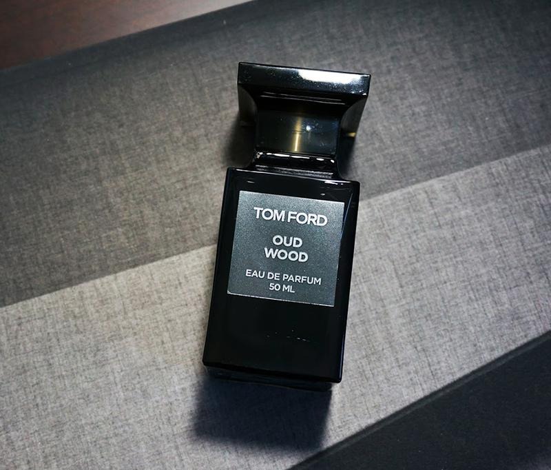 review nuoc hoa nam tom ford oud wood edp