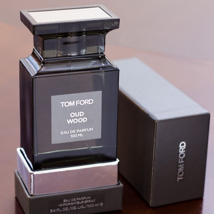 review nuoc hoa tom ford oud wood edp